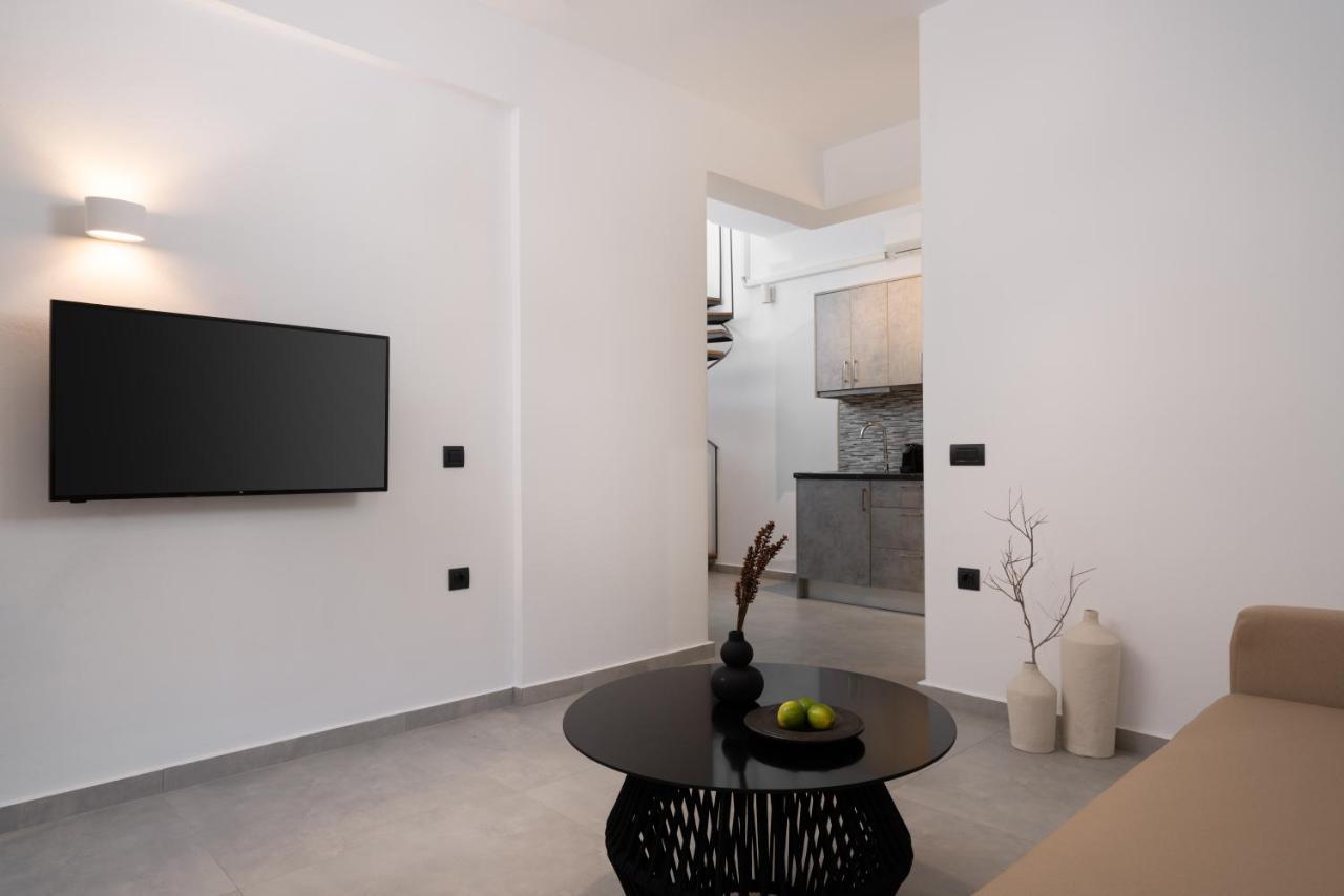 Akri Suites Vourvoúlos Zewnętrze zdjęcie